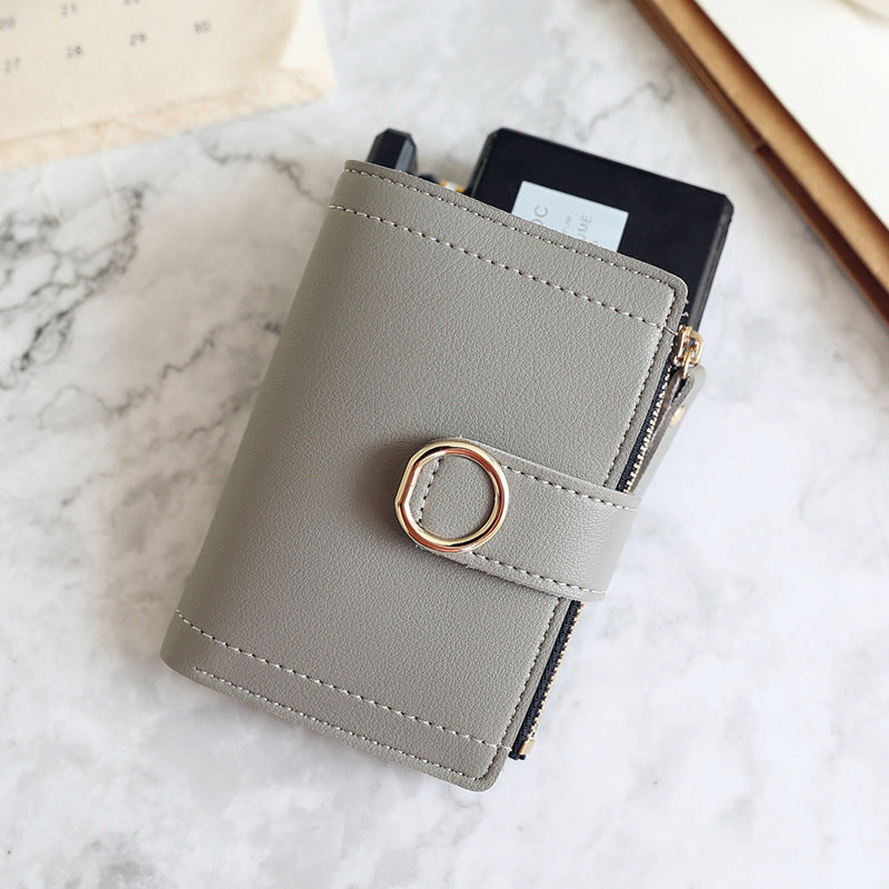 Simple small wallet with zipper buckle ring