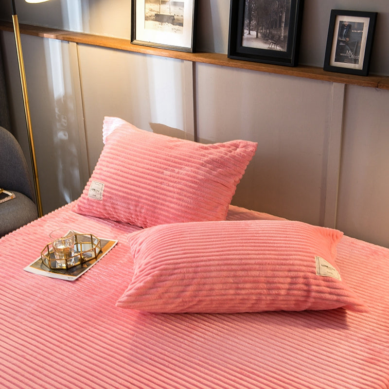 Magic velvet pillowcase