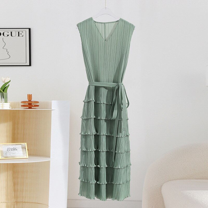 LANMREM Fashion Pleated Belt Dress For Women Solid V-neck Sleeveless Elegant Spliced A-line Dresses Casual New 2La2206