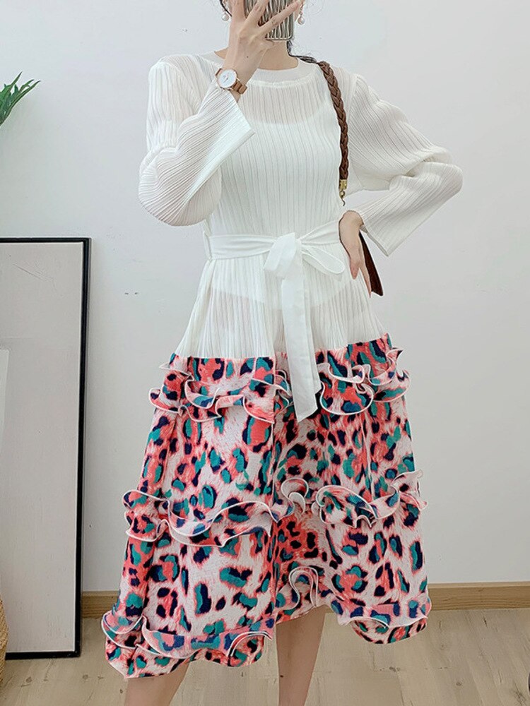 GVUW Pleated Patchwork Print Dress For Women Stand Neck Lace-up Long Sleeve Loose 2023 Autumn New Female Fashion Clothes 17G1795