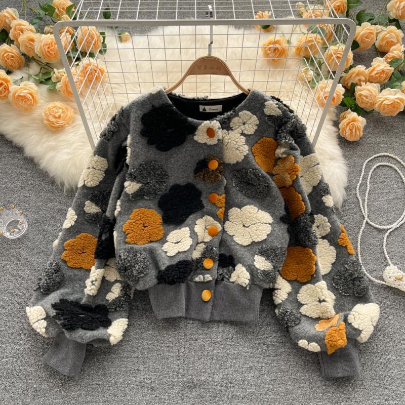 Autumn And Winter New French Retro Three-Dimensional Flower Temperament Slim Single Breasted Cardigan Short Coat Women Fashion