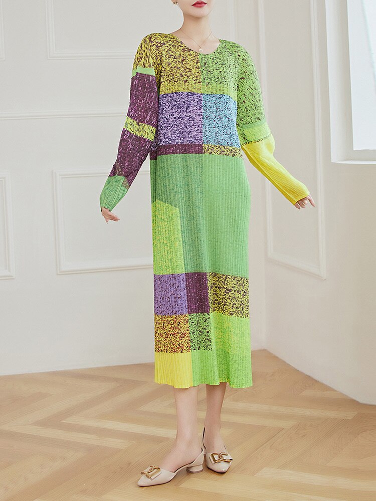 Patchwork Pleated Dress Women Color Block O-neck Loose Long Sleeve Elegant Female Fashion Clothing