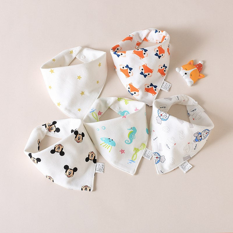 Girl triangle scarf