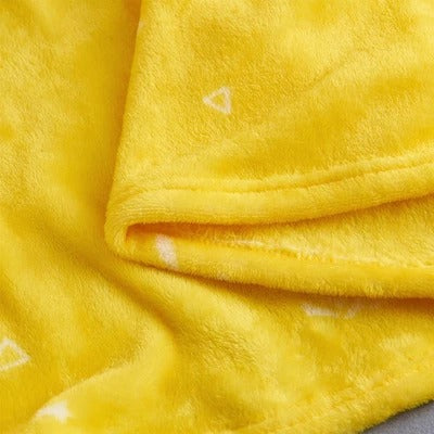 Colorful pineapple velvet blanket