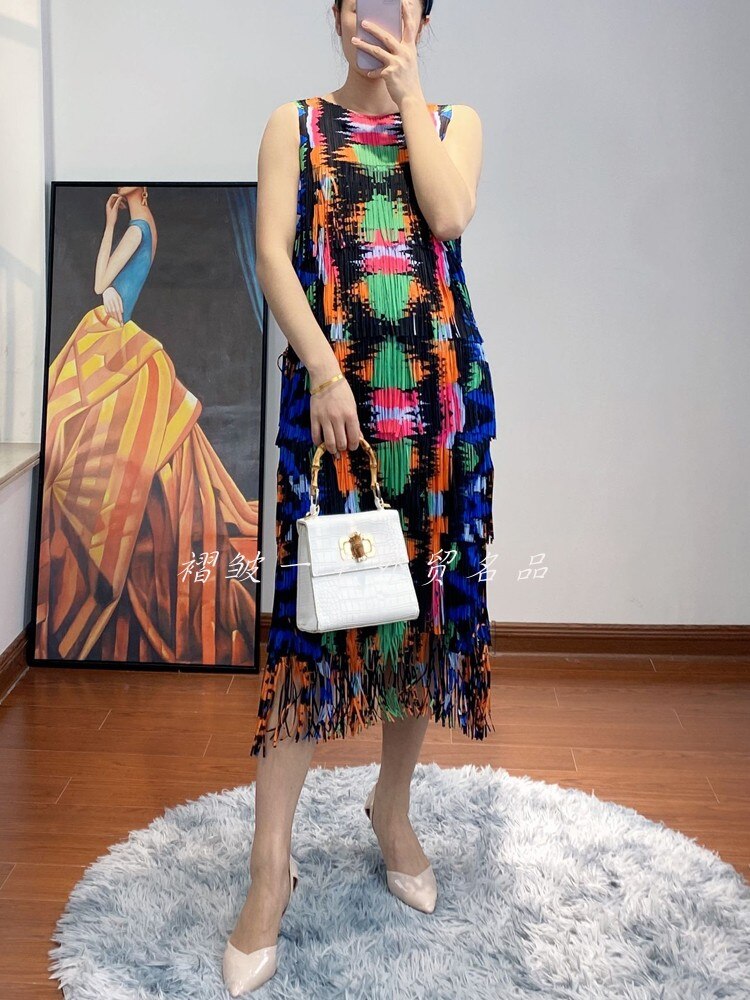 Pleated Woman Sleeveless Dress Hit Color Print Tassel Slim Halter Long Length Beach Style Dresses 2023 New Summer 15HT205