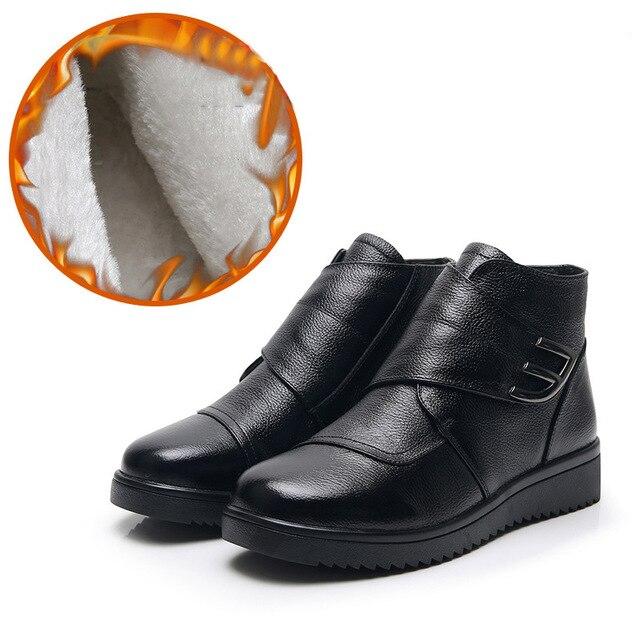 Women's Leather and Tendon Soft Sole Flat Heel Casual Martin Boots