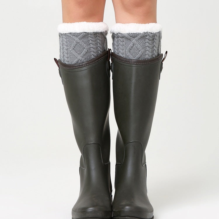 Knitted thick knee pads