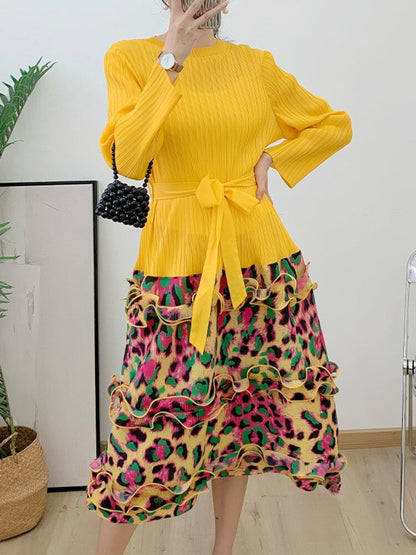 GVUW Pleated Patchwork Print Dress For Women Stand Neck Lace-up Long Sleeve Loose 2023 Autumn New Female Fashion Clothes 17G1795