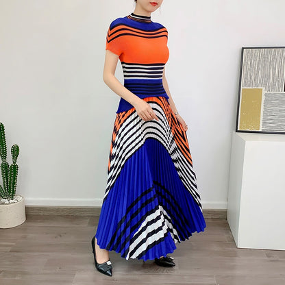 Set Summer New Print Short Sleeve Corn Kernel Pleated Long Skirt Temperament Pleated Two-Piece Set Women