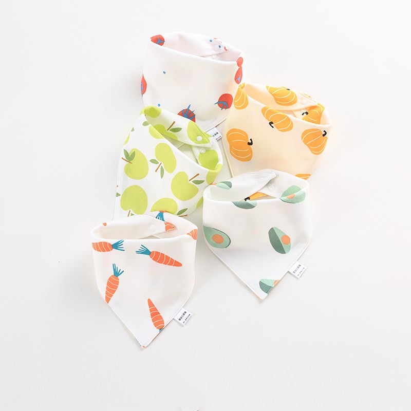 Girl triangle scarf