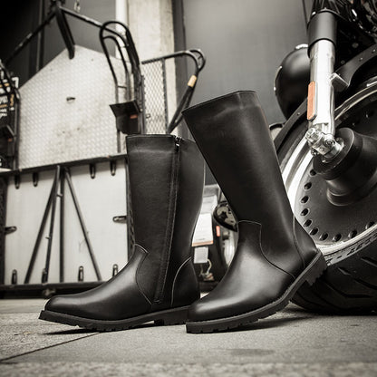 A high British boot with soft face and leather