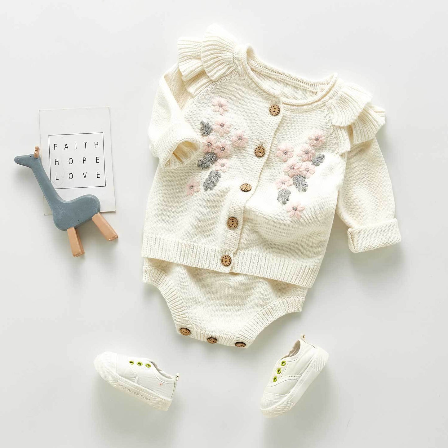 Flower coat and two - piece climbing suit