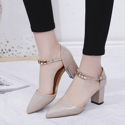 One-button buckle with solid color high heels