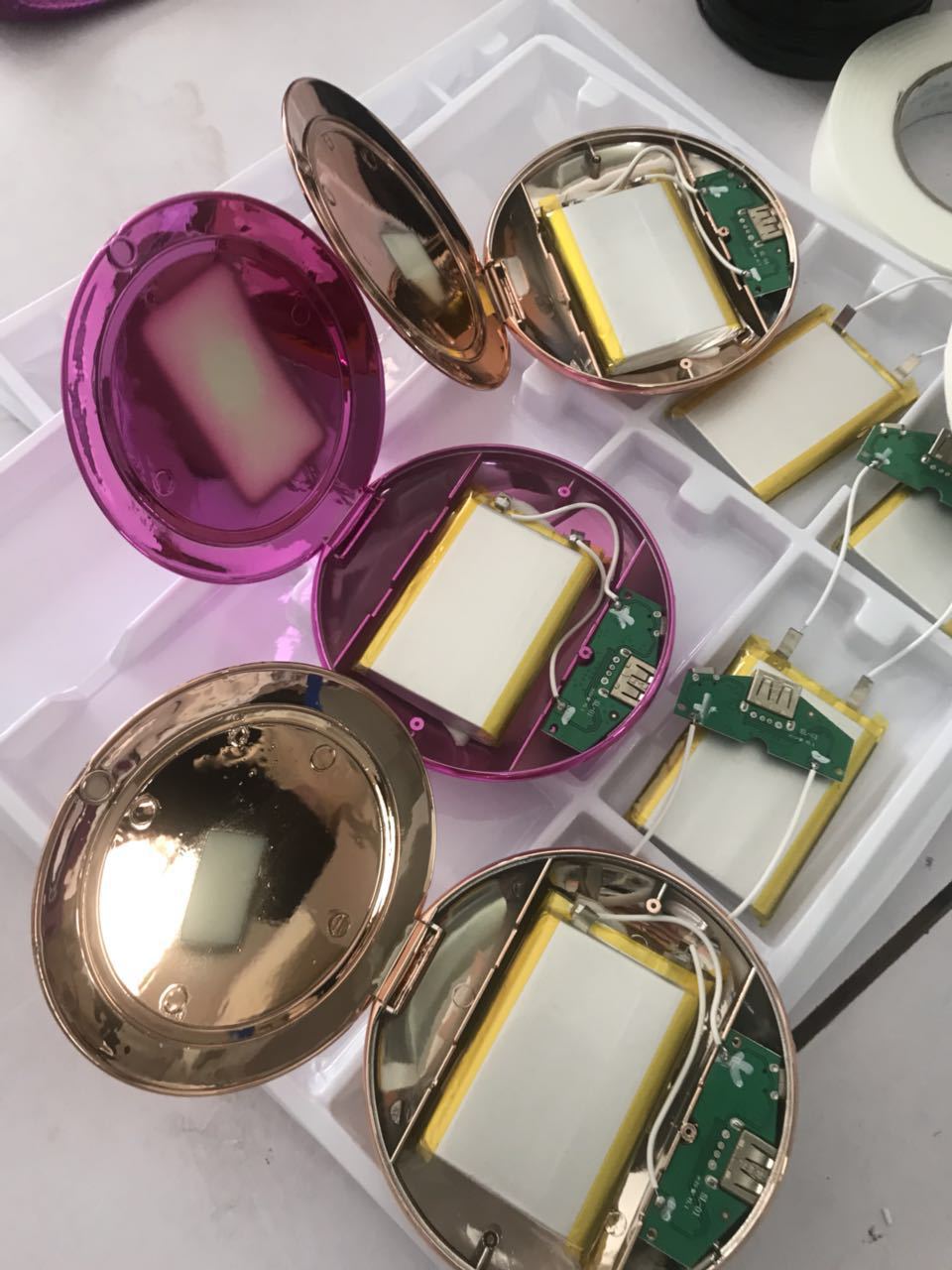 New fashion beauty makeup mirror power bank