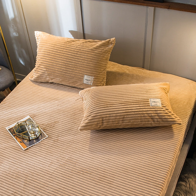 Magic velvet pillowcase