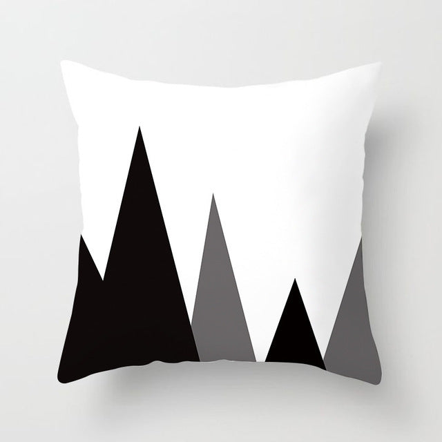 Black and white polyester pillowcases