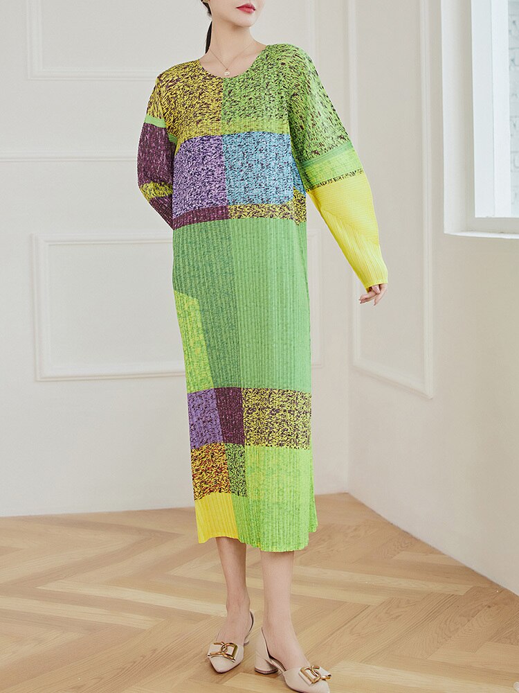 Patchwork Pleated Dress Women Color Block O-neck Loose Long Sleeve Elegant Female Fashion Clothing