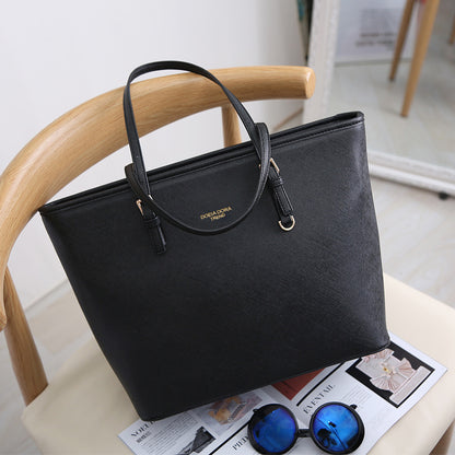 2021 new foreign trade in Europe and the United States women's shoulder bag handbag mummy bucket bag a sells fashion handbags