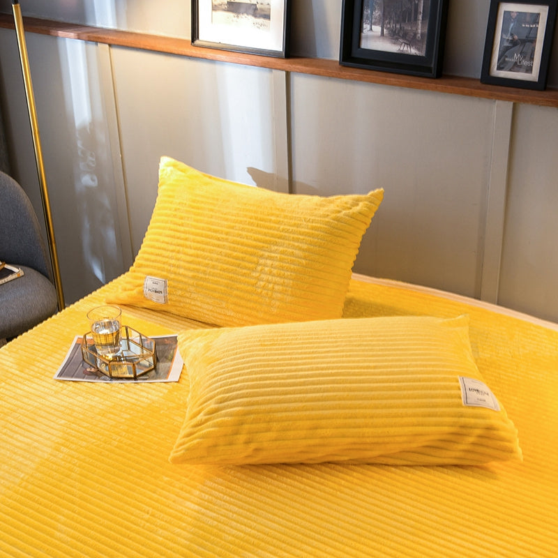 Magic velvet pillowcase