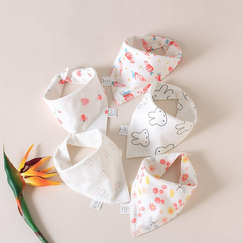 Girl triangle scarf