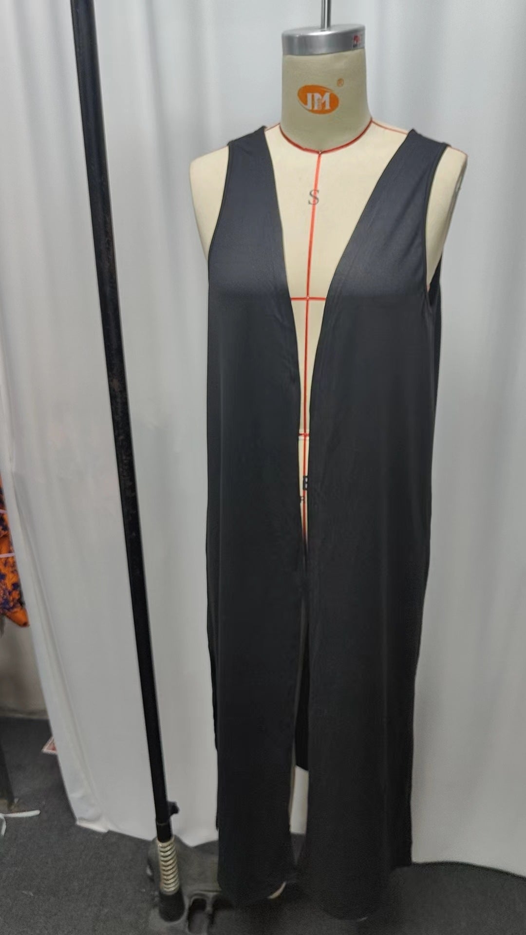 Women's Solid Color Sleeveless Cardigan