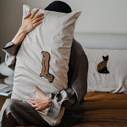 Milk Coffee Colored Plush Pure Cotton Three-dimensional Embroidery Pillowcase