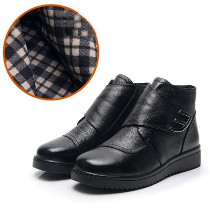 Women's Leather and Tendon Soft Sole Flat Heel Casual Martin Boots