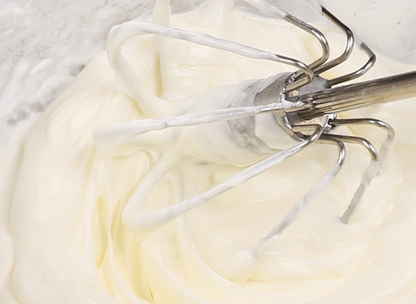 Semi-automatic Push Down Whisk
