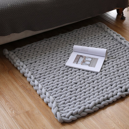 Weaving gravity blanket with wool cloth