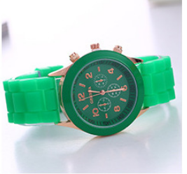 Foreign trade explosions Geneva jelly silicone watch GENEVA three-eye digital scale student quartz watch wholesale