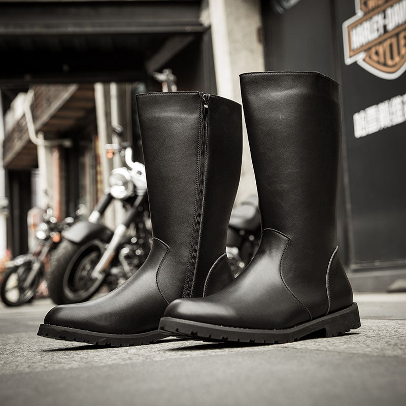 A high British boot with soft face and leather