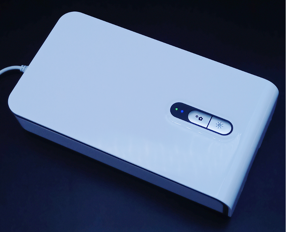 Multifunctional mobile phone sterilizer