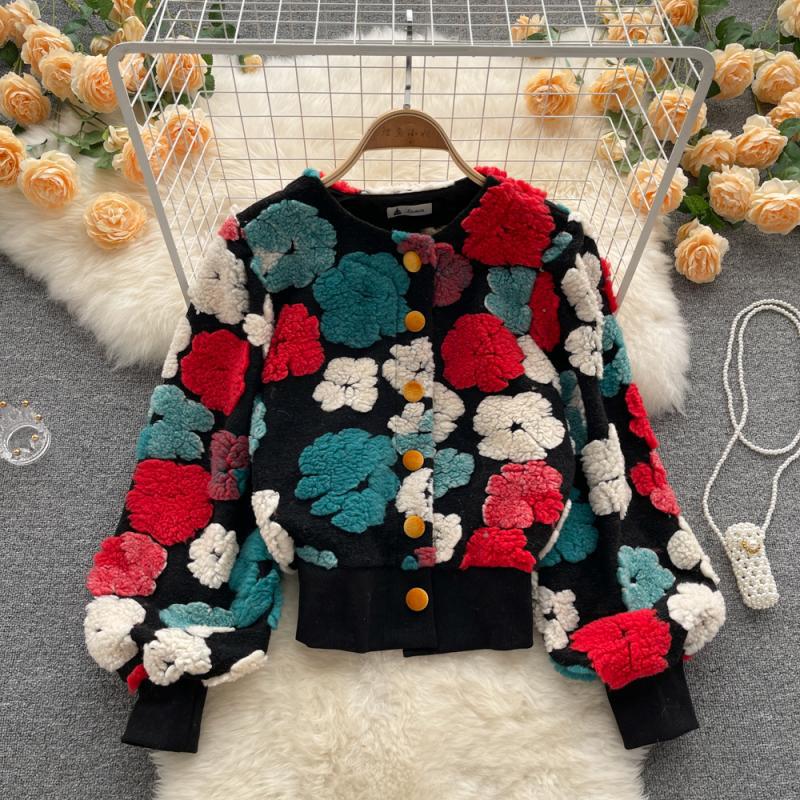 Autumn And Winter New French Retro Three-Dimensional Flower Temperament Slim Single Breasted Cardigan Short Coat Women Fashion