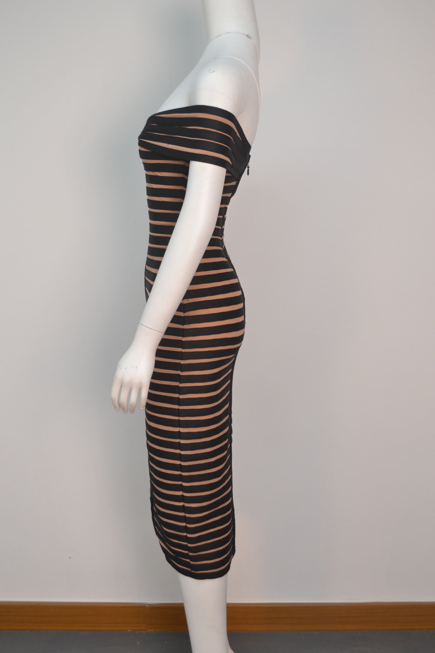JUNE LIPS  New  Women Off Shoulder Party Dress  Black Stripe Midi Bandage Dress Sexy  Birthday Evening Dress Outfits