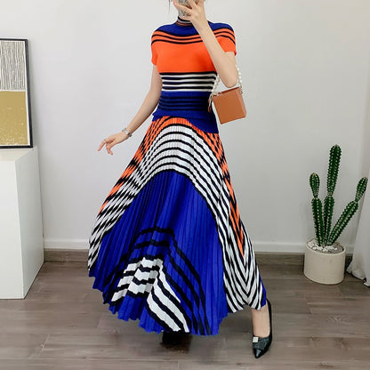 Set Summer New Print Short Sleeve Corn Kernel Pleated Long Skirt Temperament Pleated Two-Piece Set Women