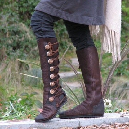 Women's boots with square heel side zipper buttons