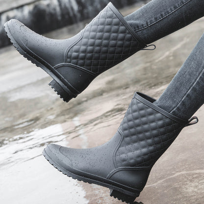 Women's Mid-tube Fashion Water Shoes And Lightweight Rain Boots