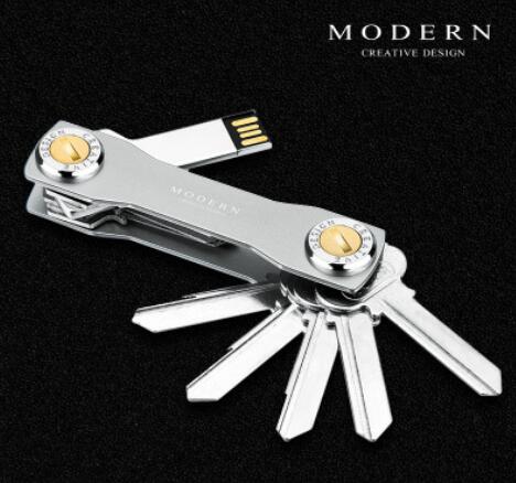Metal keychain