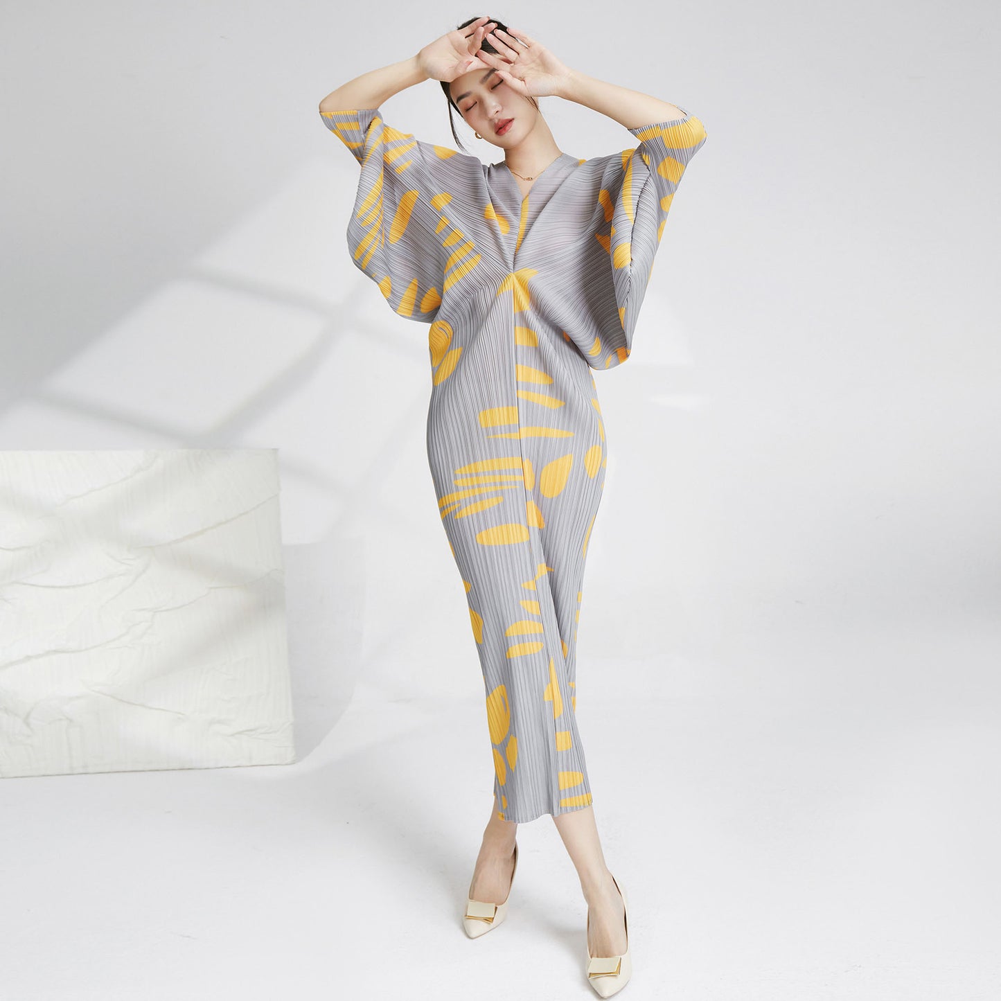 Pleated Dress For Women V Neck Batwing Sleeves Printing Maxi Dresses Female Luxury Evening Clothing
