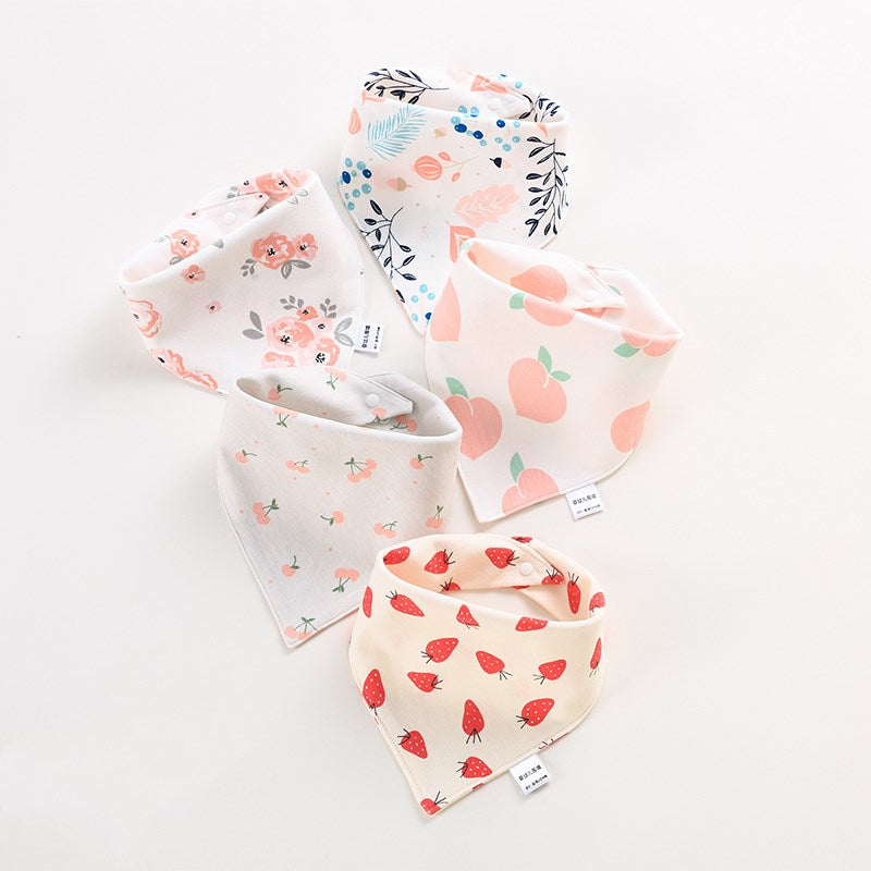 Girl triangle scarf