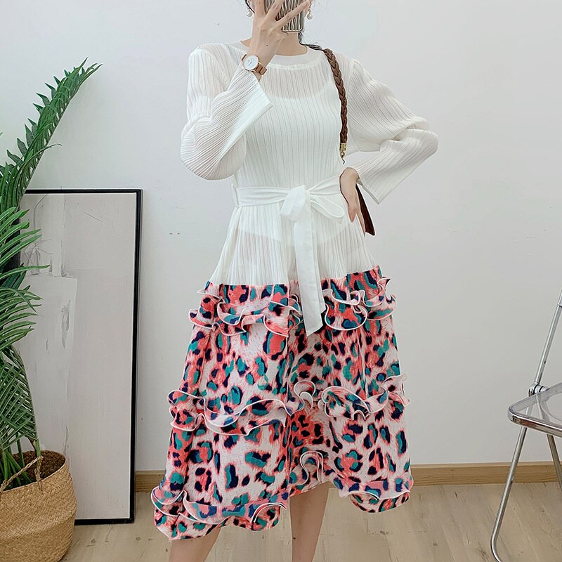 GVUW Pleated Patchwork Print Dress For Women Stand Neck Lace-up Long Sleeve Loose 2023 Autumn New Female Fashion Clothes 17G1795
