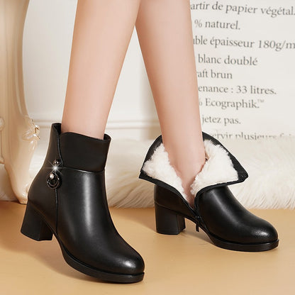 Middle-aged Women's Velvet Short Boots