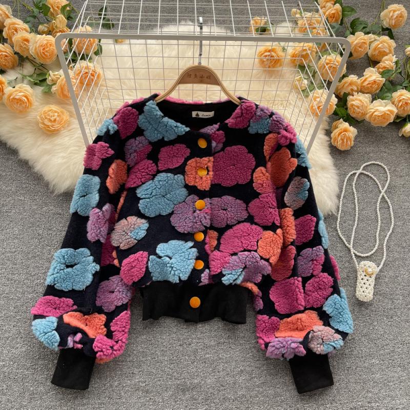 Autumn And Winter New French Retro Three-Dimensional Flower Temperament Slim Single Breasted Cardigan Short Coat Women Fashion
