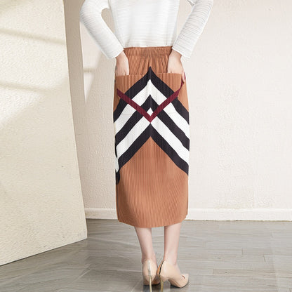 Autumn/Winter New Pleated High Quality Women Skirt Japanese Style Printing Plaid Thickening Slim Pencil Skirt Folds Pockets