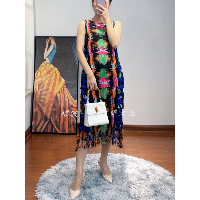 Pleated Woman Sleeveless Dress Hit Color Print Tassel Slim Halter Long Length Beach Style Dresses 2023 New Summer 15HT205