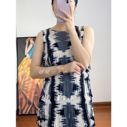 Pleated Woman Sleeveless Dress Hit Color Print Tassel Slim Halter Long Length Beach Style Dresses 2023 New Summer 15HT205