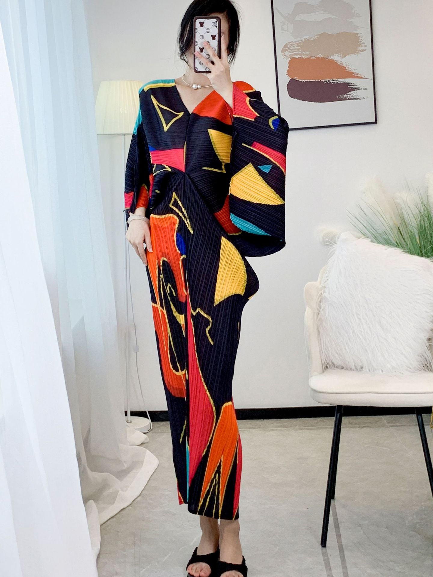 Miyake Pleated Temperament V-neck Geometric Pattern Printing Bat Sleeve Women's Long Dress High Stretch Large Vintage Fashion