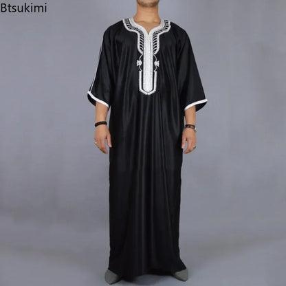 New 2025 Islamic Clothing Men Robe Kaftan Muslim Man Moroccan Casual Long Dress Arabic Striped Robe Middle East National Costume