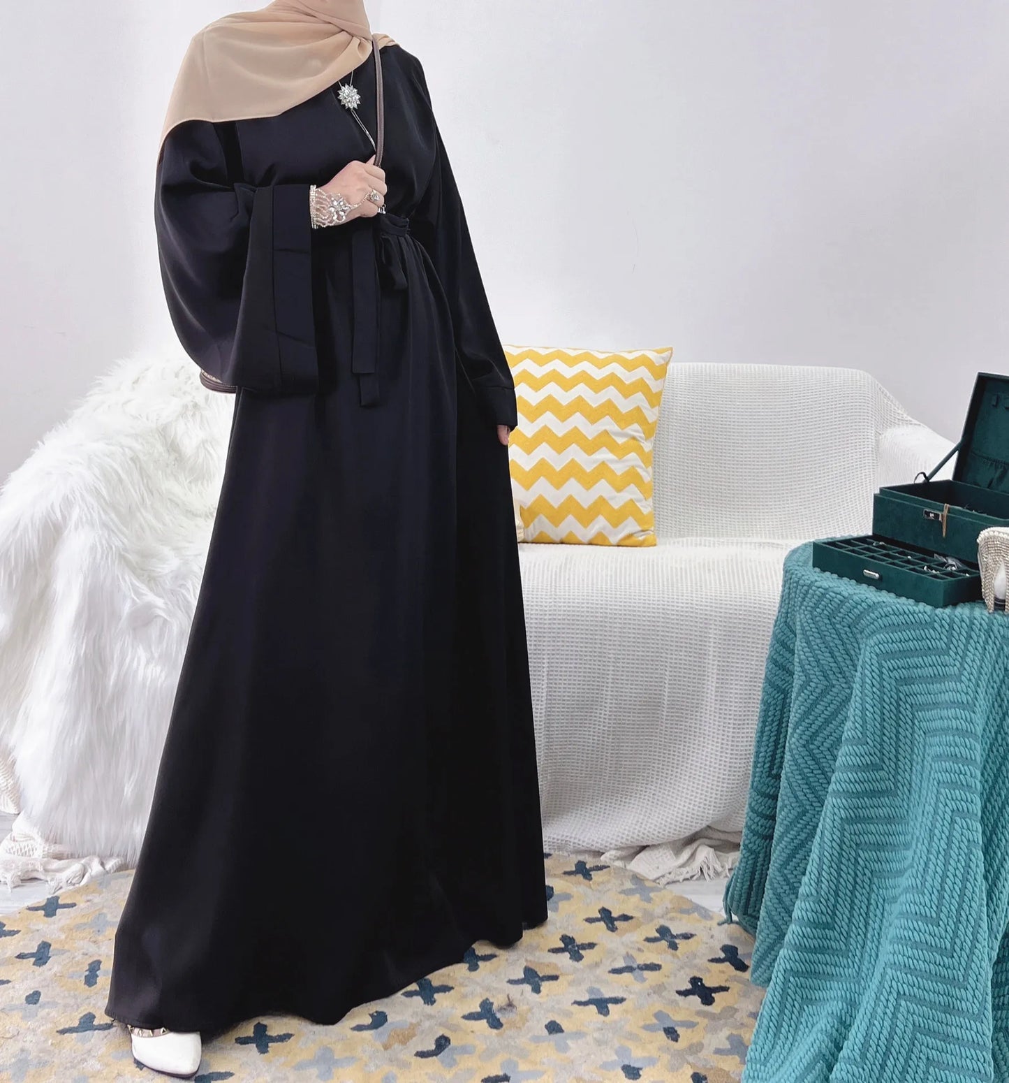 Plain Satin Abaya Dress for Muslim Women, Side Pockets Wide Sleeves, Dubai Turkish Hijabi Islamic Clothing, Modest Robe, Ramadan