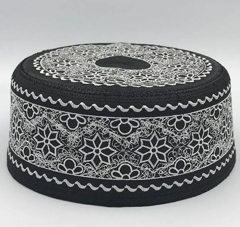 Tax Products Turkey Muslim Men clothing Saudi Prayer Hat Black with White Embroidery Yarmulke Flat Top Hats Jewish Islamic Caps
